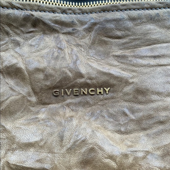 Givenchy Medium Pandora Bag - Picture 9 of 15